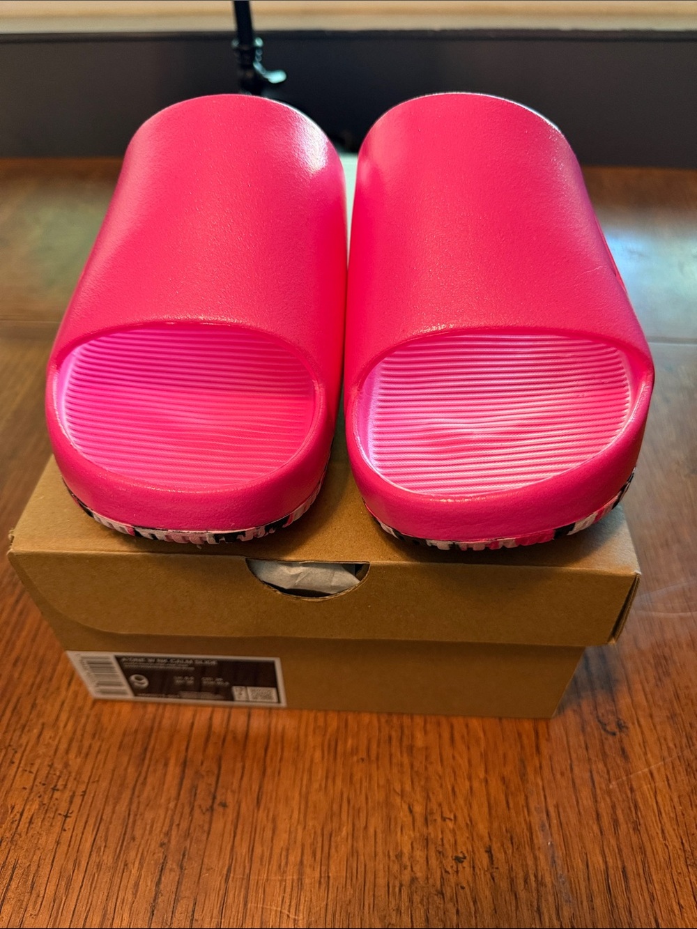 Women’s Glitter Bright Pink Calm Slide Sandals with Patterned Sole